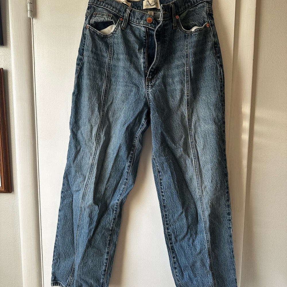 Universal Thread Vintage Straight Denim Jeans